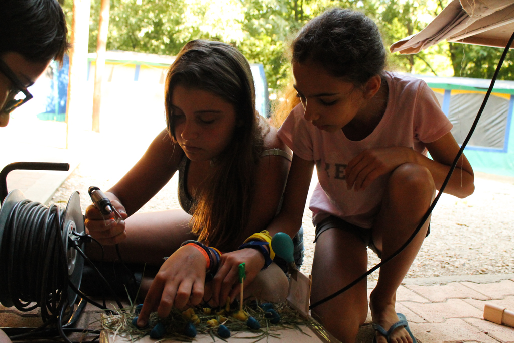Village Camps International Summer Camp Ard&egrave;che, France 2019-07-26 https://www.villagecamps.com/journals_admin/images/1243-4482-IMG_4526.jpg