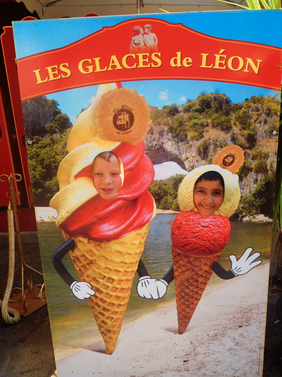 Village Camps International Summer Camp Ardèche, France 2019-07-26 https://www.villagecamps.com/journals_admin/images/1246-1008-P7190007.jpg Village Camps International Summer Camp Ardèche, France 2019-07-26 https://www.villagecamps.com/journals_admin/images/1246-1008-P7190007.jpg
