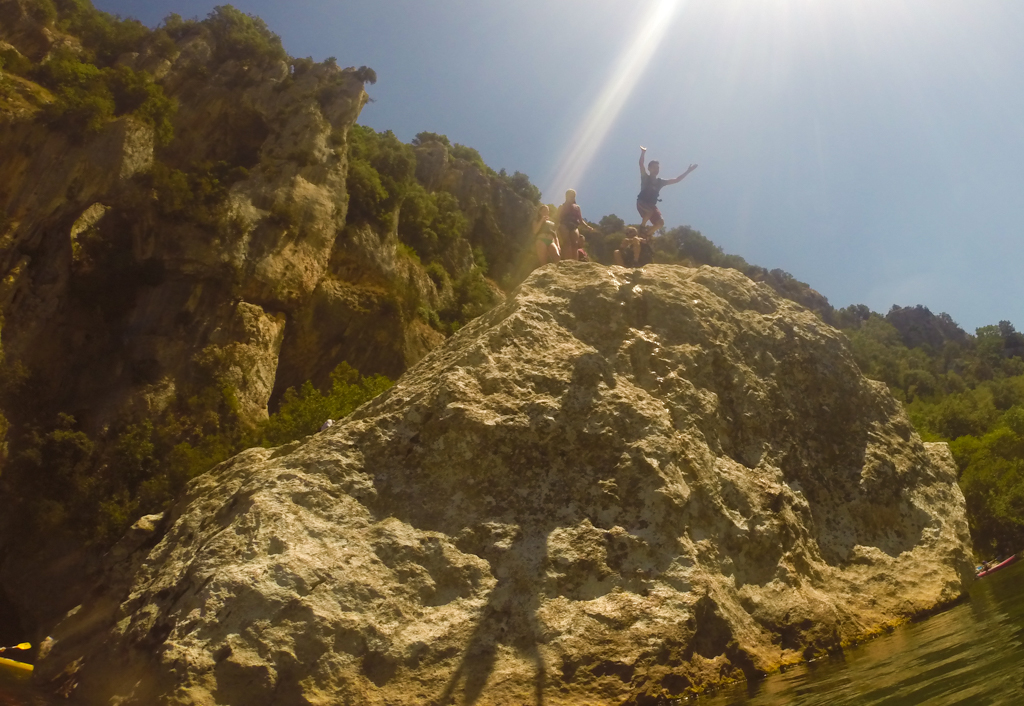 Village Camps International Summer Camp Ard&egrave;che, France 2019-07-26 https://www.villagecamps.com/journals_admin/images/1247-8896-GOPR4926.jpg
