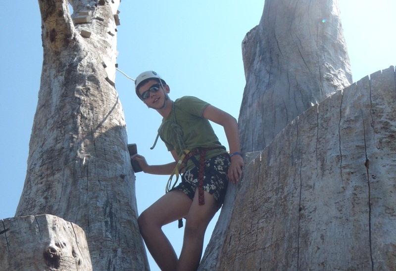 Village Camps International Summer Camp Ard&egrave;che, France 2019-07-26 https://www.villagecamps.com/journals_admin/images/14-11-Pol.jpg