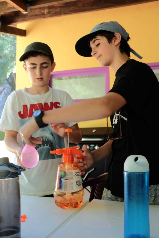 Village Camps International Summer Camp Ard&egrave;che, France 2019-07-26 https://www.villagecamps.com/journals_admin/images/1483-1285-DSCF6247.jpg