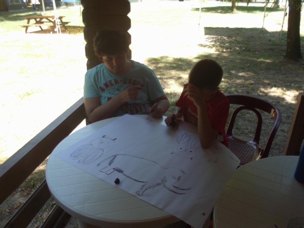 Village Camps International Summer Camp Ard&egrave;che, France 2019-07-26 https://www.villagecamps.com/journals_admin/images/1484-0108-DSCF5970.jpg