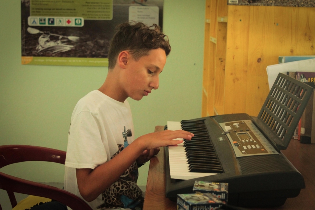Village Camps International Summer Camp Ardèche, France 2019-07-26 https://www.villagecamps.com/journals_admin/images/1497-9753-IMG_0628.jpg Village Camps International Summer Camp Ardèche, France 2019-07-26 https://www.villagecamps.com/journals_admin/images/1497-9753-IMG_0628.jpg
