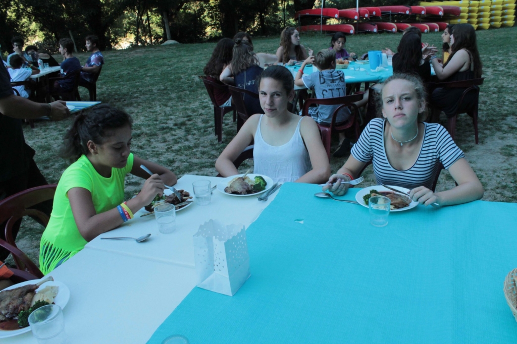 Village Camps International Summer Camp Ard&egrave;che, France 2019-07-26 https://www.villagecamps.com/journals_admin/images/1506-7720-IMG_2919.jpg