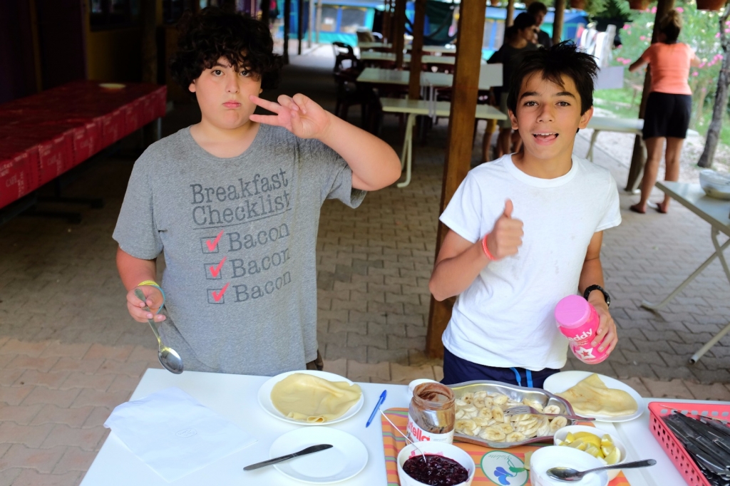 Village Camps International Summer Camp Ard&egrave;che, France 2019-07-26 https://www.villagecamps.com/journals_admin/images/1901-0913-DSCF4356.jpg