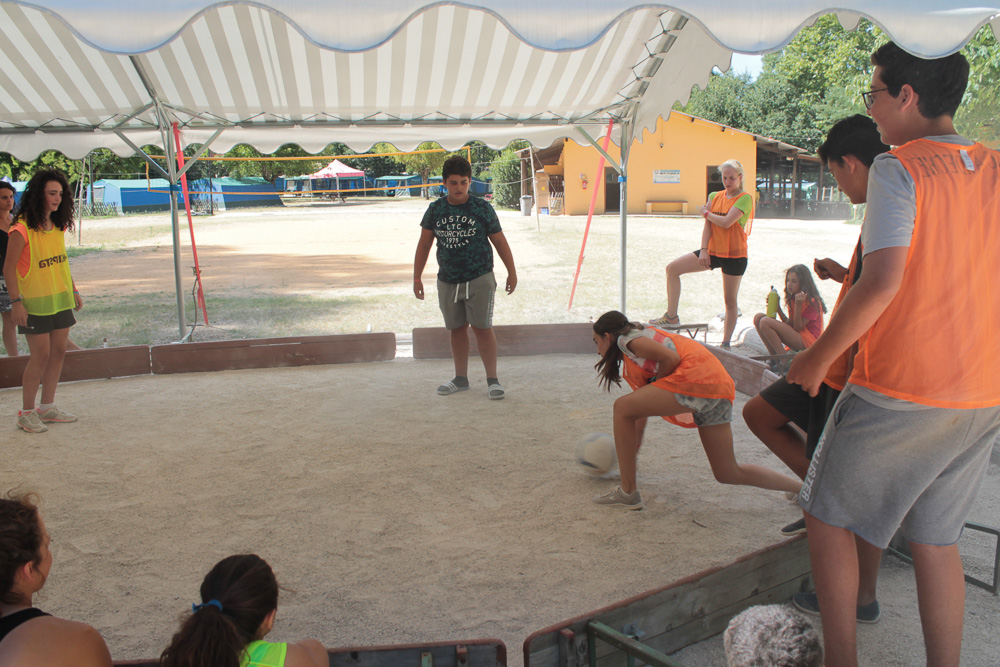 Village Camps International Summer Camp Ard&egrave;che, France 2019-07-26 https://www.villagecamps.com/journals_admin/images/1906-4859-IMG_6592.jpg