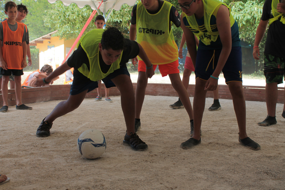 Village Camps International Summer Camp Ard&egrave;che, France 2019-07-26 https://www.villagecamps.com/journals_admin/images/1906-4882-IMG_6629.jpg