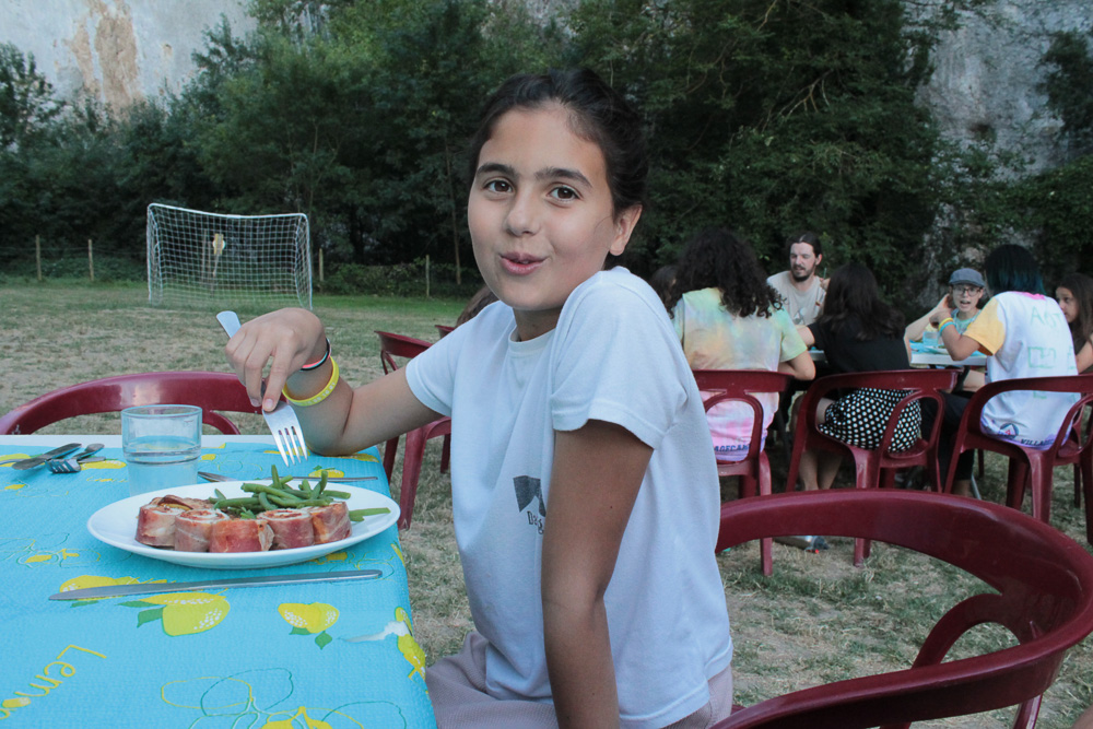 Village Camps International Summer Camp Ardèche, France 2019-07-26 https://www.villagecamps.com/journals_admin/images/1906-4922-IMG_6670.jpg Village Camps International Summer Camp Ardèche, France 2019-07-26 https://www.villagecamps.com/journals_admin/images/1906-4922-IMG_6670.jpg