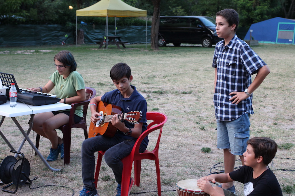 Village Camps International Summer Camp Ardèche, France 2019-07-26 https://www.villagecamps.com/journals_admin/images/1960-1114-IMG_0129.jpg Village Camps International Summer Camp Ardèche, France 2019-07-26 https://www.villagecamps.com/journals_admin/images/1960-1114-IMG_0129.jpg