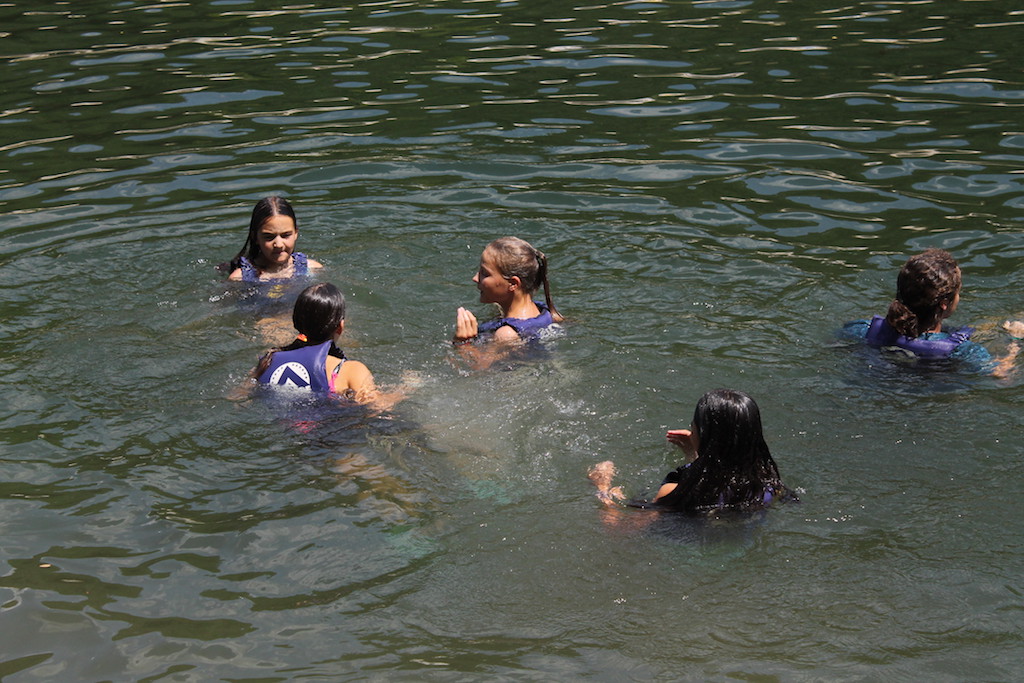 Village Camps International Summer Camp Ard&egrave;che, France 2019-07-26 https://www.villagecamps.com/journals_admin/images/2028-7347-IMG_0405.jpg