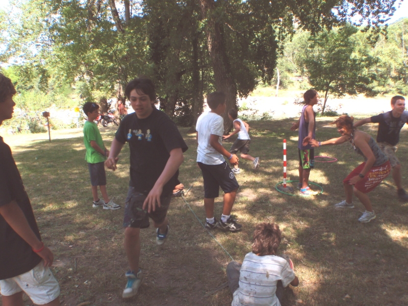Village Camps International Summer Camp Ard&egrave;che, France 2019-07-26 https://www.villagecamps.com/journals_admin/images/21-23-Camouflage.jpg