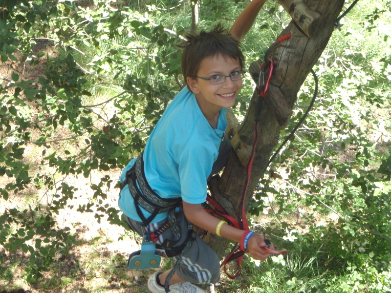 Village Camps International Summer Camp Ard&egrave;che, France 2019-07-26 https://www.villagecamps.com/journals_admin/images/21-23-Tim.jpg