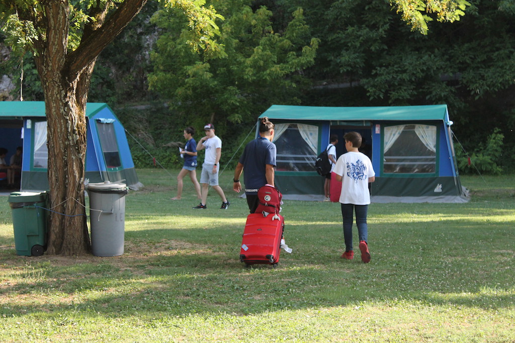 Village Camps International Summer Camp Ard&egrave;che, France 2019-07-26 https://www.villagecamps.com/journals_admin/images/2154-4724-Camper_movein.jpg