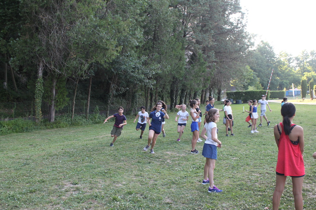 Village Camps International Summer Camp Ard&egrave;che, France 2019-07-26 https://www.villagecamps.com/journals_admin/images/2154-4759-Running_games.jpg