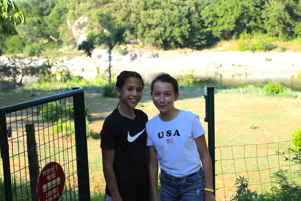 Village Camps International Summer Camp Ard&egrave;che, France 2019-07-26 https://www.villagecamps.com/journals_admin/images/2154-4802-Girls_river.jpg