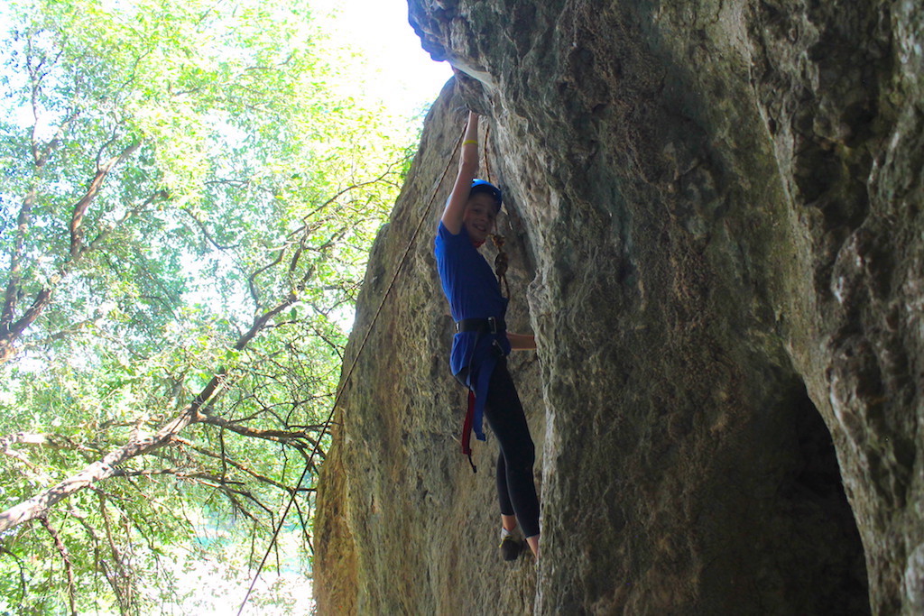 Village Camps International Summer Camp Ard&egrave;che, France 2019-07-26 https://www.villagecamps.com/journals_admin/images/2155-7737-Climbing1.jpg