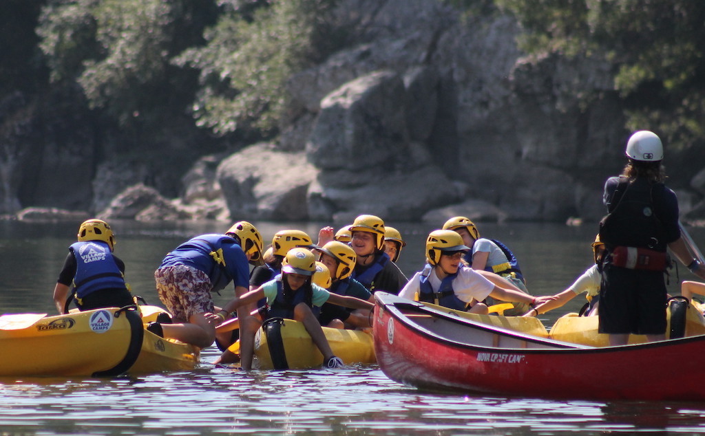 Village Camps International Summer Camp Ardèche, France 2019-07-26 https://www.villagecamps.com/journals_admin/images/2155-7896-Paddle14.jpg Village Camps International Summer Camp Ardèche, France 2019-07-26 https://www.villagecamps.com/journals_admin/images/2155-7896-Paddle14.jpg