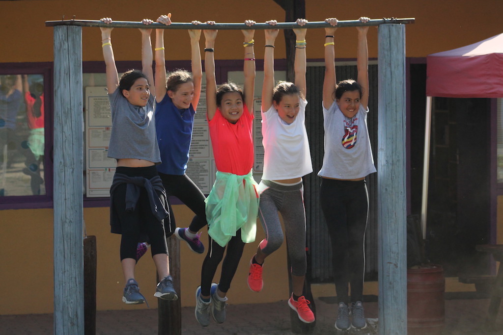 Village Camps International Summer Camp Ard&egrave;che, France 2019-07-26 https://www.villagecamps.com/journals_admin/images/2155-7916-Hanging1.jpg