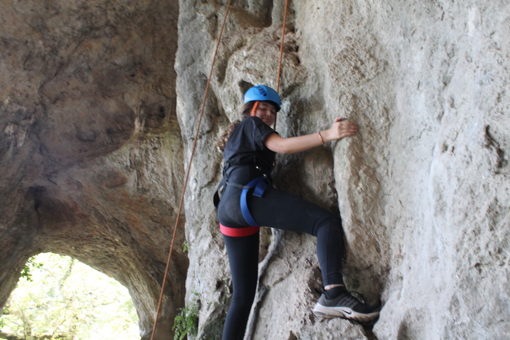 Village Camps International Summer Camp Ard&egrave;che, France 2019-07-26 https://www.villagecamps.com/journals_admin/images/2156-4724-Climb012.jpg