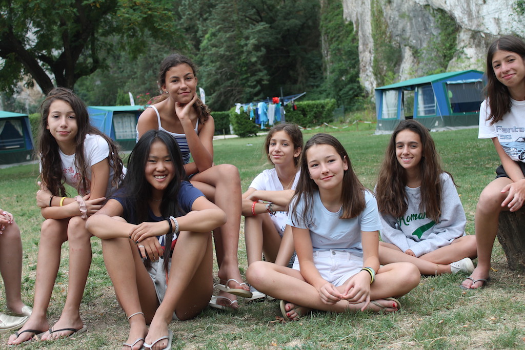 Village Camps International Summer Camp Ard&egrave;che, France 2019-07-26 https://www.villagecamps.com/journals_admin/images/2156-4833-Field2.jpg