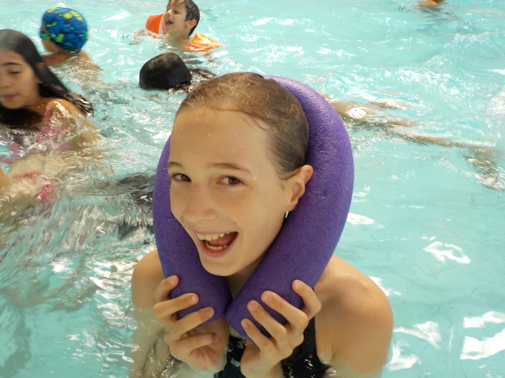 Village Camps International Summer Camp Ard&egrave;che, France 2019-07-26 https://www.villagecamps.com/journals_admin/images/2156-5071-Swim3.jpg