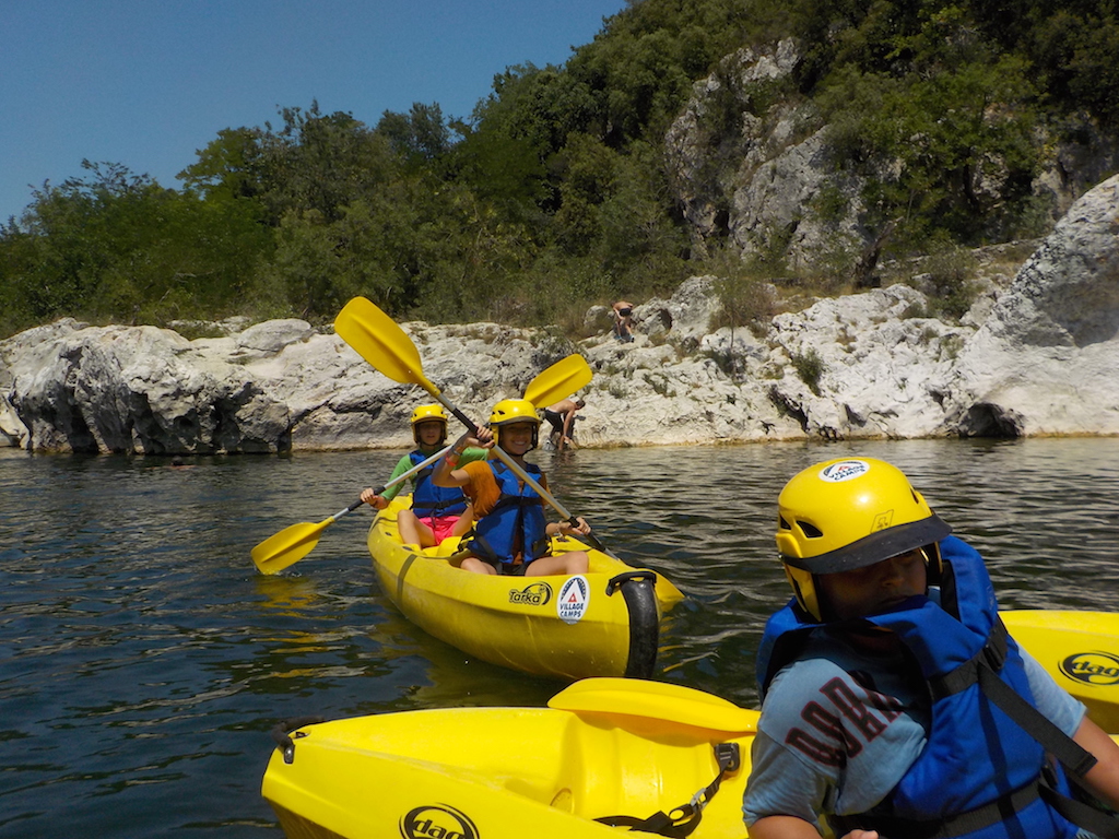 Village Camps International Summer Camp Ard&egrave;che, France 2019-07-26 https://www.villagecamps.com/journals_admin/images/2156-5391-Boat5.jpg