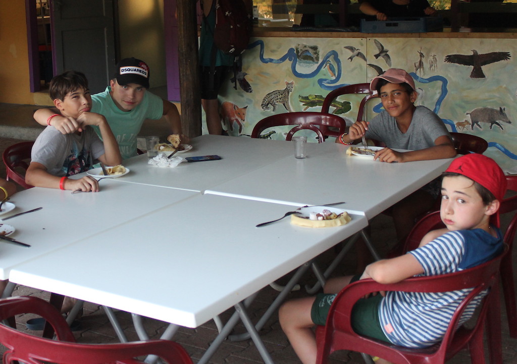 Village Camps International Summer Camp Ard&egrave;che, France 2019-07-26 https://www.villagecamps.com/journals_admin/images/2158-7671-Crepe8.jpg