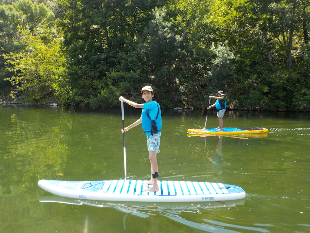 Village Camps International Summer Camp Ard&egrave;che, France 2019-07-26 https://www.villagecamps.com/journals_admin/images/2158-7732-SUP2.jpg