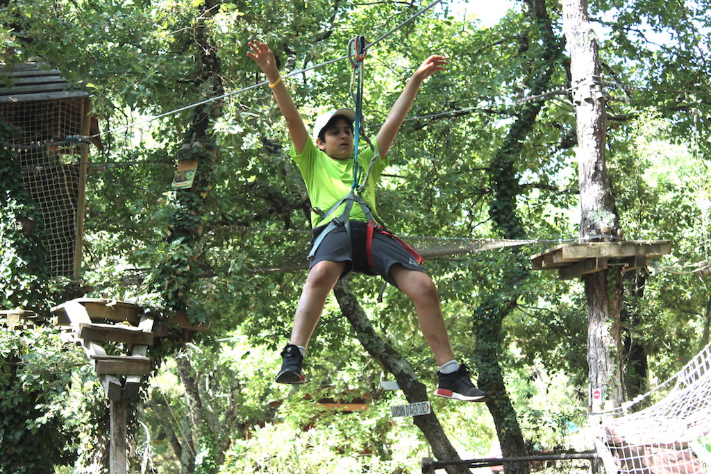 Village Camps International Summer Camp Ard&egrave;che, France 2019-07-26 https://www.villagecamps.com/journals_admin/images/2160-2002-RopeCourse11.jpg