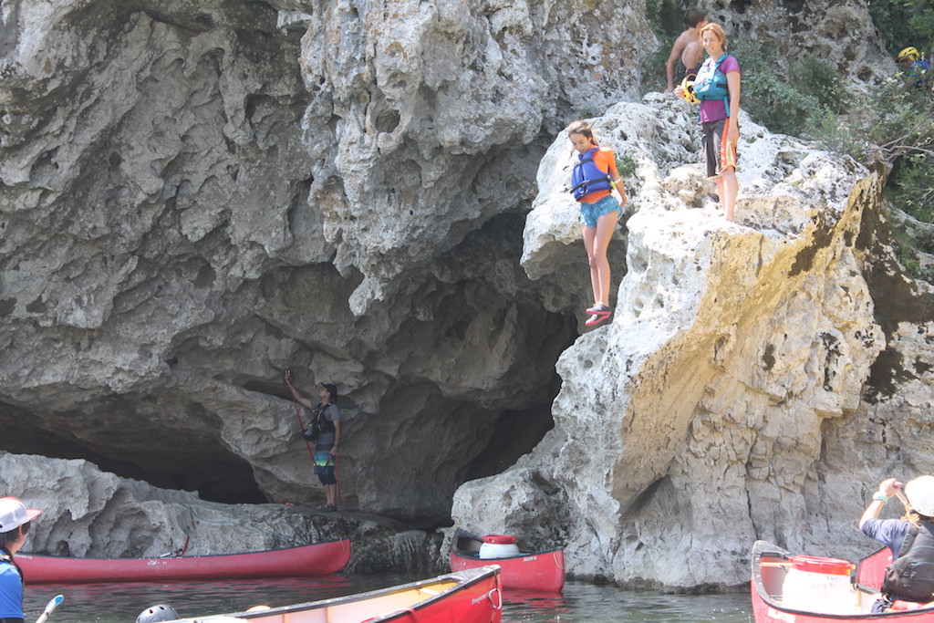 Village Camps International Summer Camp Ard&egrave;che, France 2019-07-26 https://www.villagecamps.com/journals_admin/images/2162-2301-Jump20.jpg