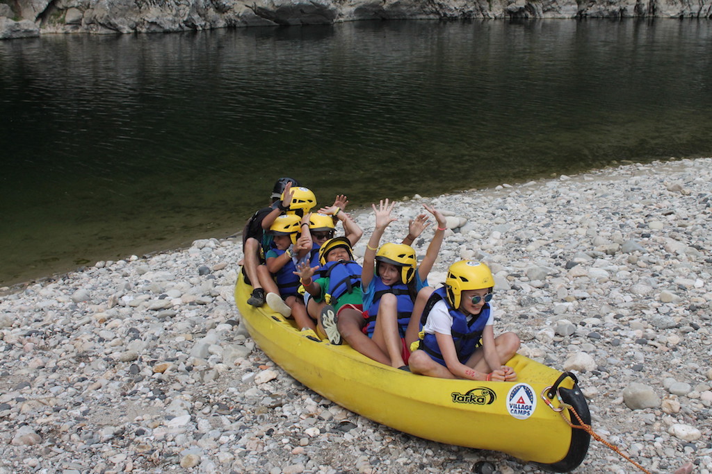 Village Camps International Summer Camp Ard&egrave;che, France 2019-07-26 https://www.villagecamps.com/journals_admin/images/2165-6884-SealLaunch3.jpg