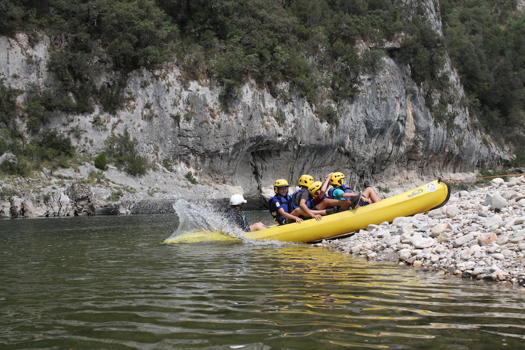 Village Camps International Summer Camp Ard&egrave;che, France 2019-07-26 https://www.villagecamps.com/journals_admin/images/2165-6925-SealLaunch1.jpg