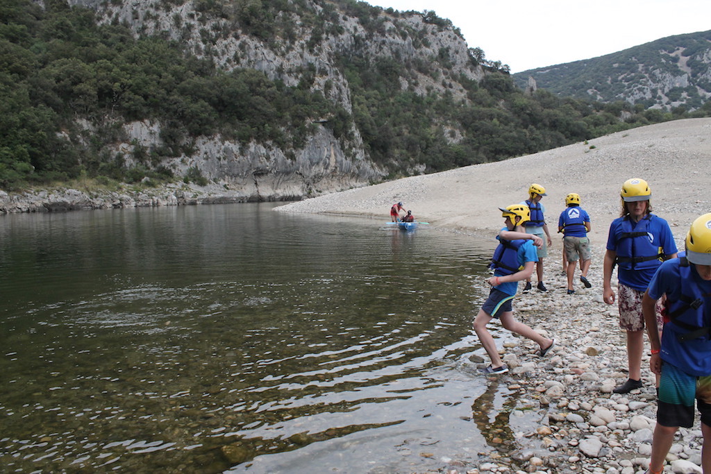 Village Camps International Summer Camp Ard&egrave;che, France 2019-07-26 https://www.villagecamps.com/journals_admin/images/2165-6974-StoneSkimming1.jpg