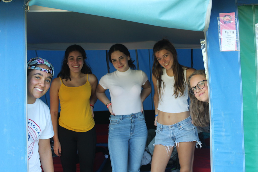Village Camps International Summer Camp Ard&egrave;che, France 2019-07-26 https://www.villagecamps.com/journals_admin/images/2224-0163-MoveIn13.jpg