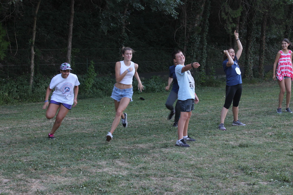 Village Camps International Summer Camp Ard&egrave;che, France 2019-07-26 https://www.villagecamps.com/journals_admin/images/2224-0187-FieldGame2.jpg