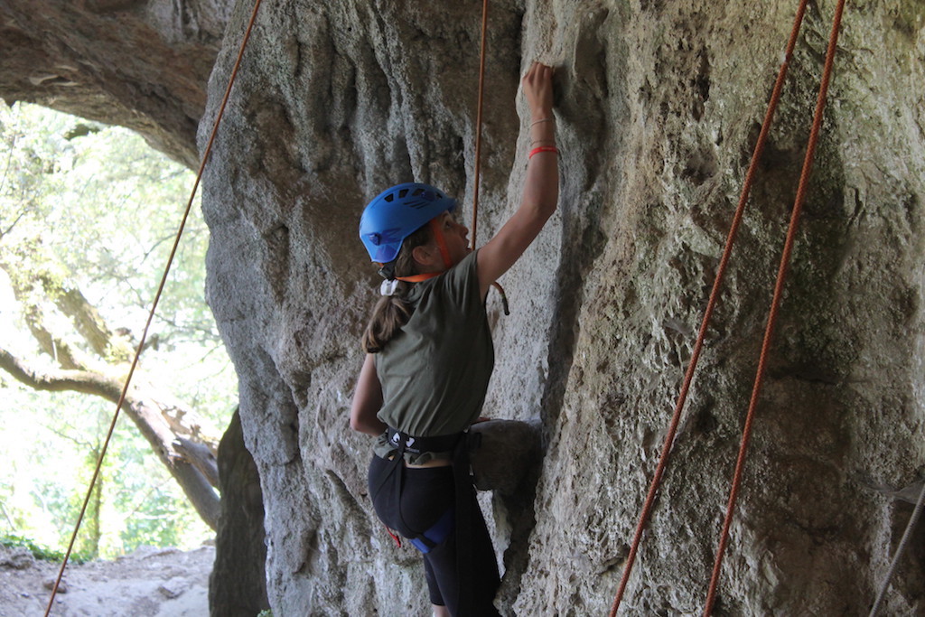 Village Camps International Summer Camp Ard&egrave;che, France 2019-07-26 https://www.villagecamps.com/journals_admin/images/2226-9817-R1Climb5.jpg