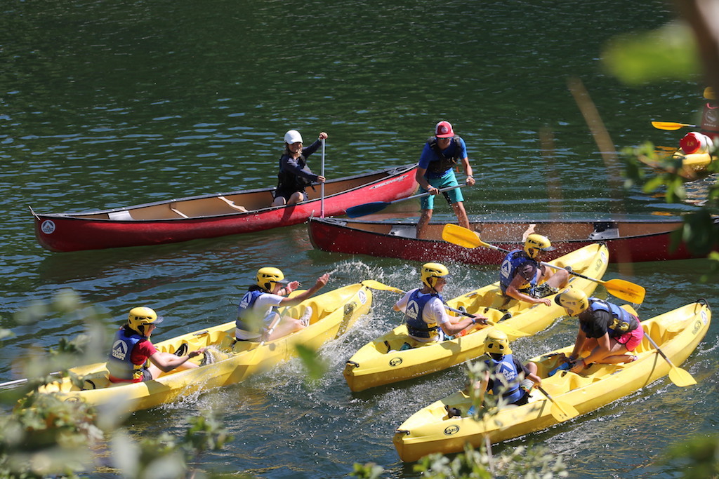 Village Camps International Summer Camp Ard&egrave;che, France 2019-07-26 https://www.villagecamps.com/journals_admin/images/2226-9990-R3Canoe2.jpg