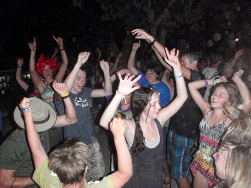 Village Camps International Summer Camp Ard&egrave;che, France 2019-07-26 https://www.villagecamps.com/journals_admin/images/23--Disco!.jpg