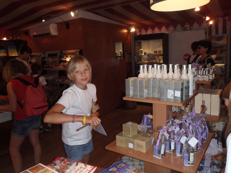 Village Camps International Summer Camp Ard&egrave;che, France 2019-07-26 https://www.villagecamps.com/journals_admin/images/432--P7060947.JPGlossless.jpg