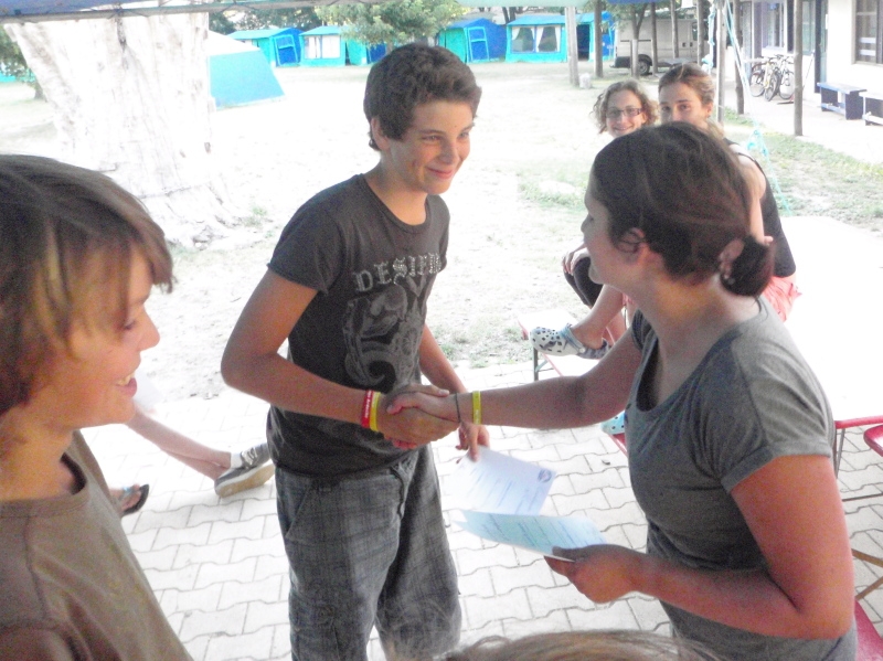 Village Camps International Summer Camp Ard&egrave;che, France 2019-07-26 https://www.villagecamps.com/journals_admin/images/77-34-Congratulations.jpg