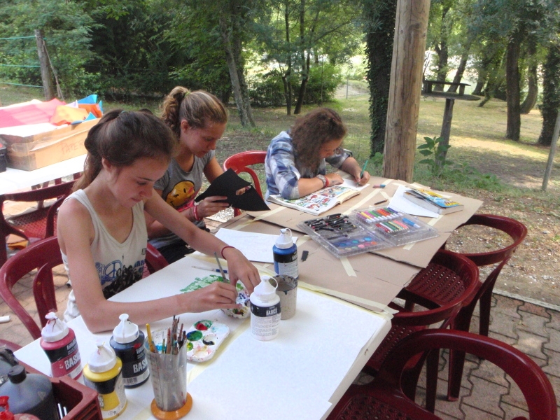 Village Camps International Summer Camp Ard&egrave;che, France 2019-07-26 https://www.villagecamps.com/journals_admin/images/77-6-Sketch.jpg