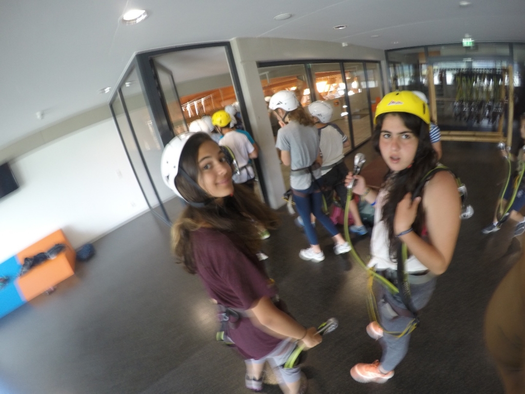 Village Camps International Summer Camp Zell am See, Austria 2025-07-26 https://www.villagecamps.com/journals_admin/images/1204-0790-IMG_2247.jpg