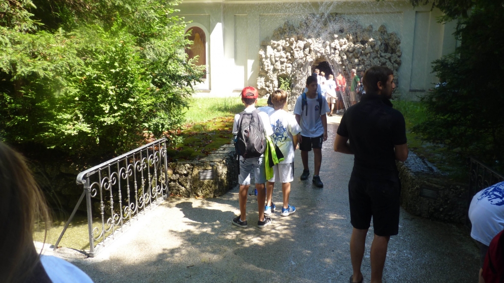 Village Camps International Summer Camp Zell am See, Austria 2025-07-26 https://www.villagecamps.com/journals_admin/images/1379-8757-P1090652.jpg