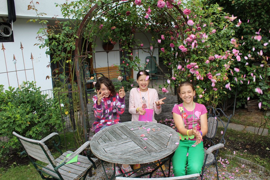 Village Camps International Summer Camp Zell am See, Austria 2026-07-05 https://www.villagecamps.com/journals_admin/images/1522-4370-IMG_0430.jpg Village Camps International Summer Camp Zell am See, Austria 2026-07-05 https://www.villagecamps.com/journals_admin/images/1522-4370-IMG_0430.jpg
