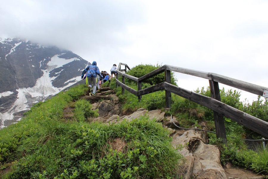 Village Camps International Summer Camp Zell am See, Austria 2025-07-26 https://www.villagecamps.com/journals_admin/images/1528-3847-img_3141.jpg