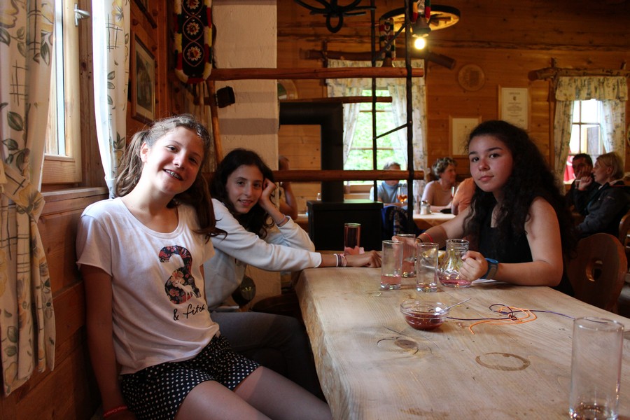 Village Camps International Summer Camp Zell am See, Austria 2025-07-26 https://www.villagecamps.com/journals_admin/images/1528-5073-img_3365.jpg