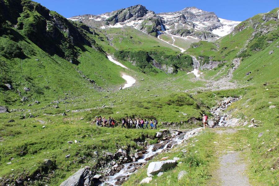 Village Camps International Summer Camp Zell am See, Austria 2025-07-26 https://www.villagecamps.com/journals_admin/images/1529-5819-img_3501.jpg