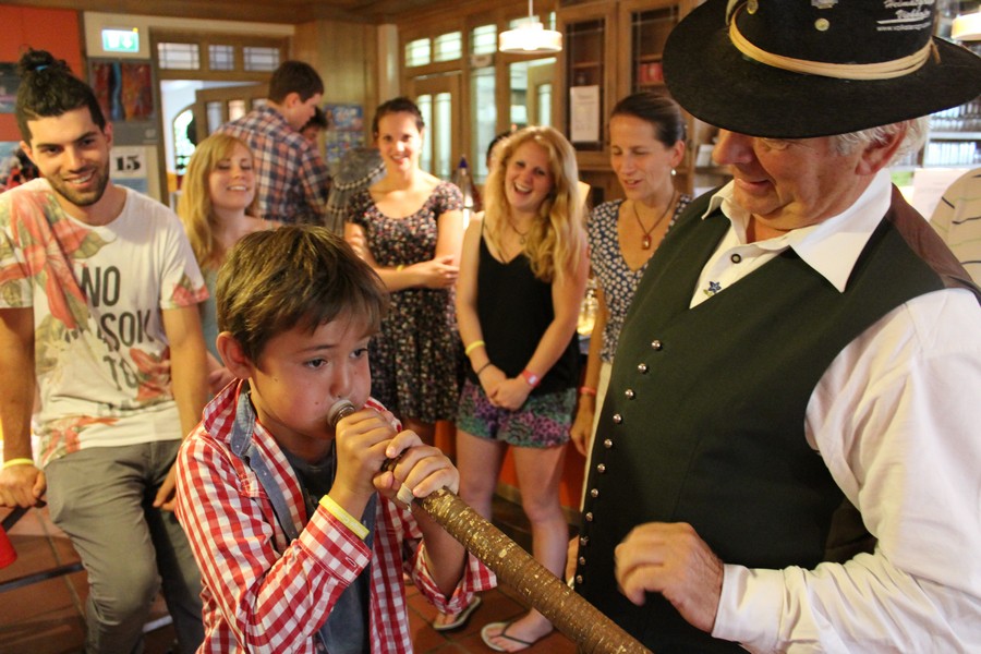 Village Camps International Summer Camp Zell am See, Austria 2025-07-26 https://www.villagecamps.com/journals_admin/images/1534-5441-IMG_6056.jpg