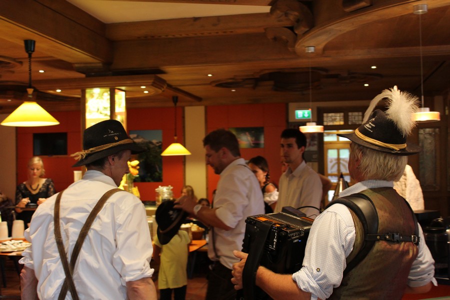 Village Camps International Summer Camp Zell am See, Austria 2025-07-26 https://www.villagecamps.com/journals_admin/images/1548-2612-IMG_2150.jpg