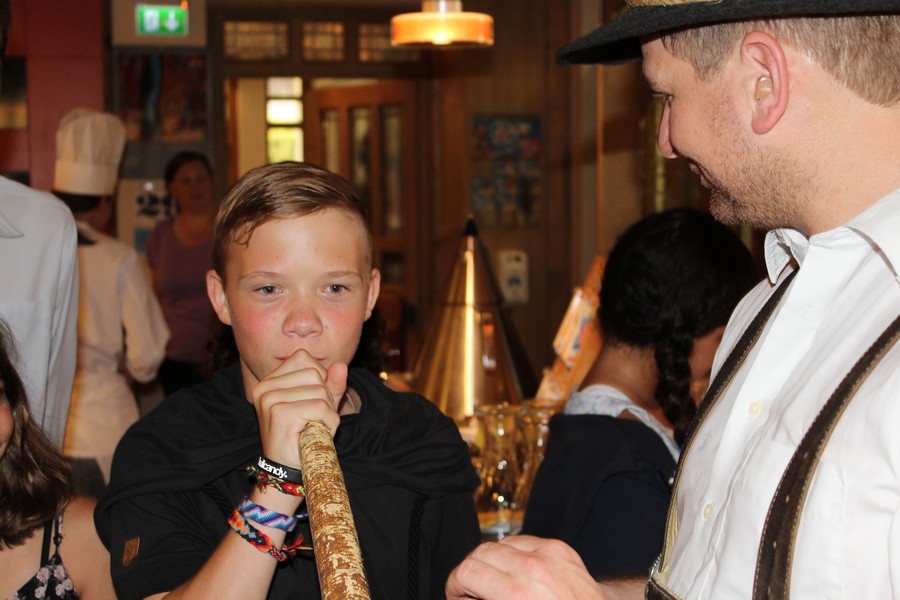 Village Camps International Summer Camp Zell am See, Austria 2026-07-05 https://www.villagecamps.com/journals_admin/images/1548-2616-IMG_2187.jpg Village Camps International Summer Camp Zell am See, Austria 2026-07-05 https://www.villagecamps.com/journals_admin/images/1548-2616-IMG_2187.jpg
